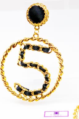 image-Hoops - 5 Series - Loyalty