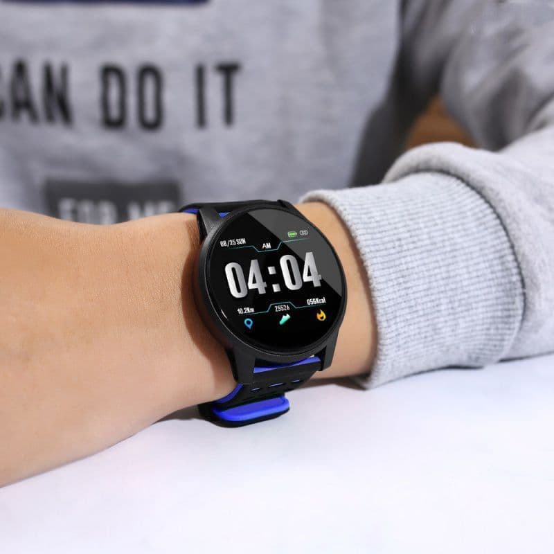 image-Men's And Women's Smart Watch Multi-function Electronic Bracelet