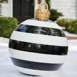 image-Christmas Tree Decoration Outdoor Atmosphere Inflatable Toys