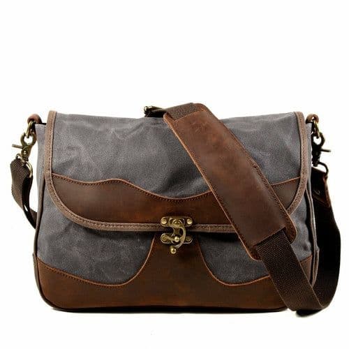 image-High Quality Unisex Canvas Messenger Bag For Daily Life