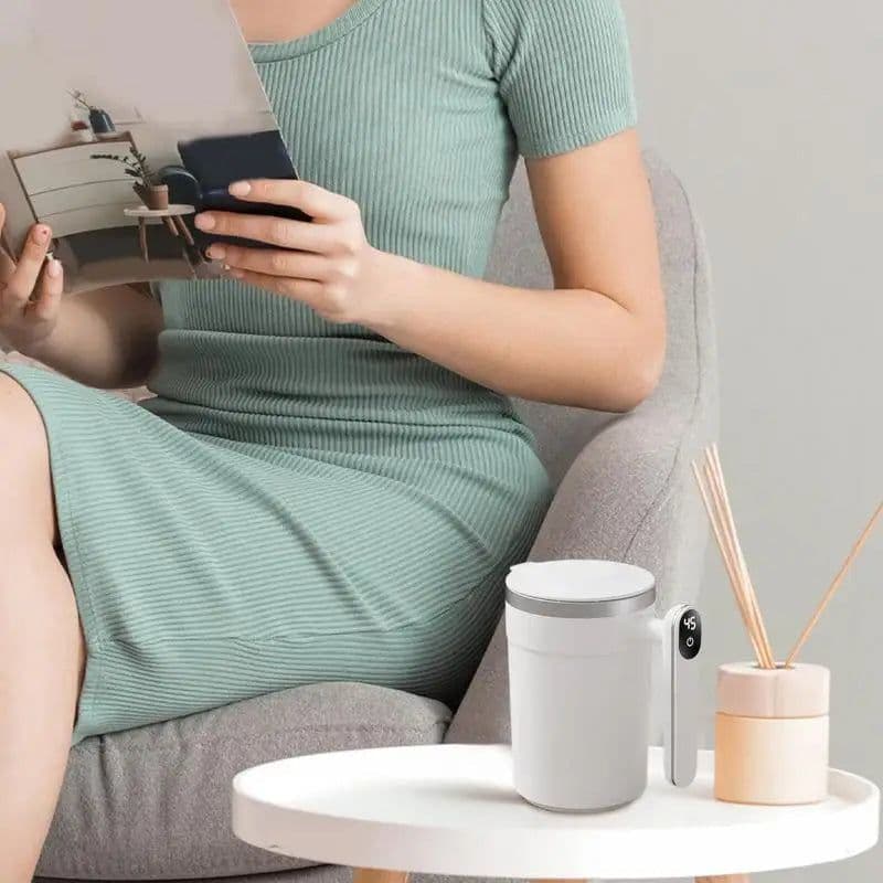 image-Automatic Stirring Coffee Mug Intelligent Digital Display Design