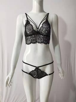 image-Yunwei Lace Lingerie - Black XL