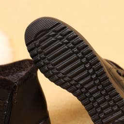 image-Winter warm women's shoes mother's cotton shoes flat bottom middle-aged and elderly middle-aged cotton boots women's boots leather shoes plus velvet short boots
