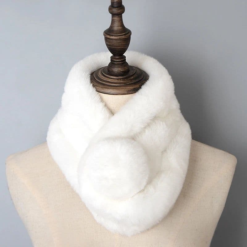 image-New Winter Natural Rex Rabbit Fur Ring Scarf Women Warm Real Rex Rabbit Fur Mufflers Russian Lady Genuine Rex Rabbit Fur Scarves