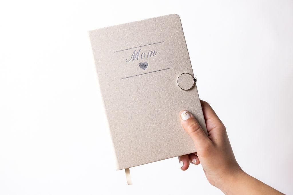image-Pregnancy Gift Box, New Mom, Mom to be Gift Set