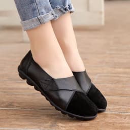 image-Cross-border 2019 factory direct sales large size women's shoes casual all-match women's singles shoes low top comfortable Velcro doudou shoes