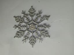image-Christmas decorations, acrylic 10CM snowflakes, Christmas necessities, Christmas tree hanger powder wholesale