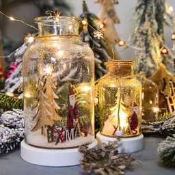 image-Christmas Day atmosphere snow bottle wish bottle