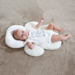 image-Folding breathable mosquito net in bb crib