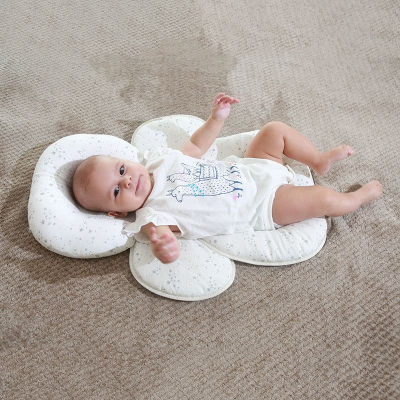 image-Folding breathable mosquito net in bb crib