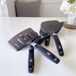 image-Muffin Silicone Spatula Fried Fish Spatula Teppanyaki