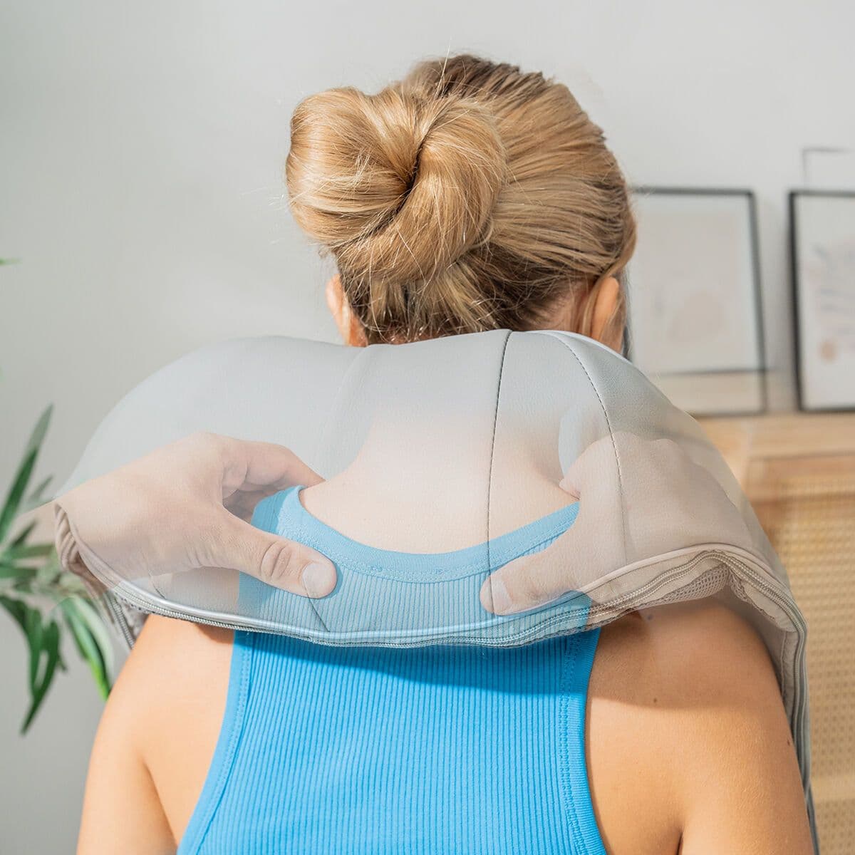 image-Rechargeable Shiatsu Massager Pro Massatsu InnovaGoods