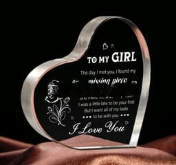 image-Heart-shaped Transparent Acrylic Home Decoration Ornaments