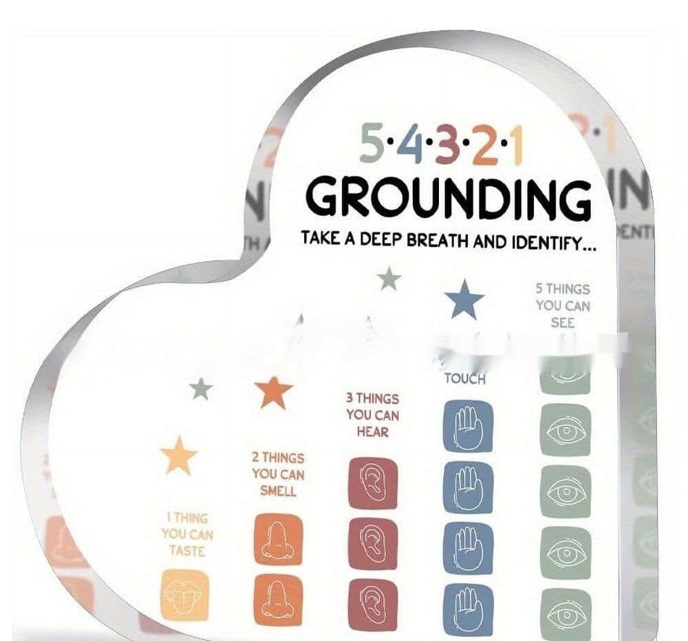 image-Heart-shaped Transparent Acrylic Home Decoration Ornaments