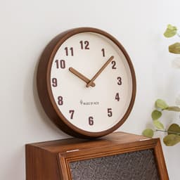 image-Home Living Room Retro Solid Wood Modern Minimalism Wall Clock Creative