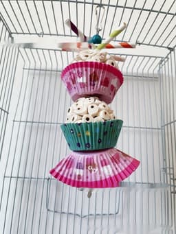 image-Parrot Toy Bird Edible Soft Ball Shredding Toy Relieving Boredom Chewing Bite Toy