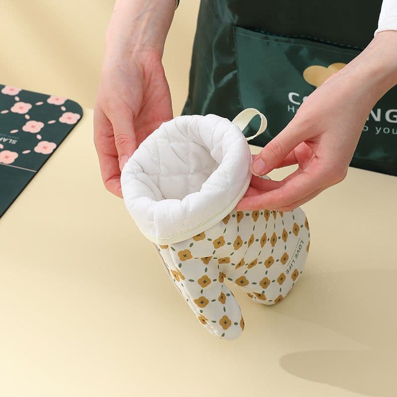 image-Thickened Microwave Oven Heat Insulation Oven Special Anti-hot Gloves High Temperature Resistance