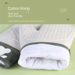 image-New Silicone And Cotton Gloves Twill Double-layer Microwave Oven Oven Gloves Kitchen Baking Heat Insulation Gloves Oven Mitts