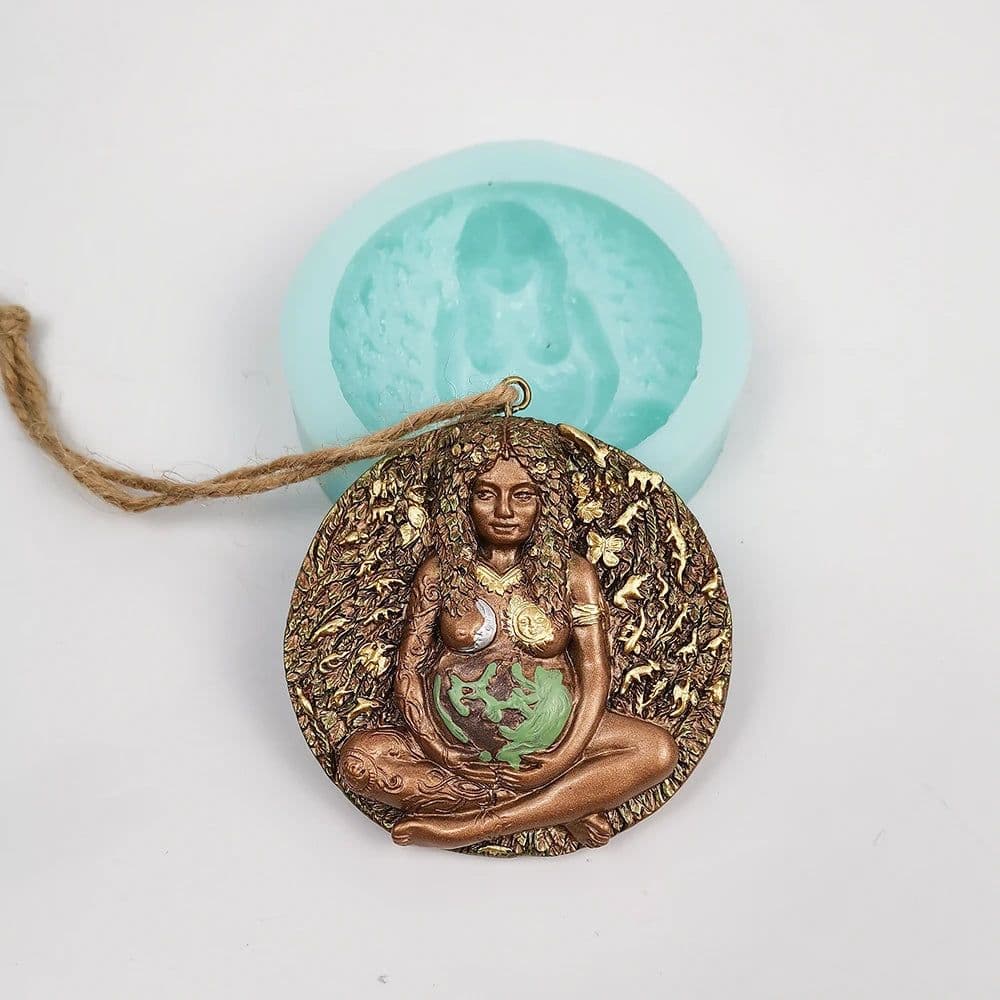 image-Handmade Earth Mama Goddess Statue Resin Mold Mom Earth Statue Gift Resin Silicone Molds DIY Room Ornaments Ceremony Decoration