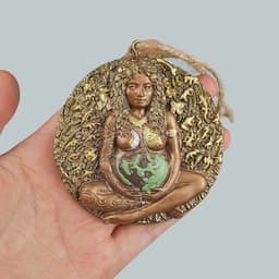 image-Handmade Earth Mama Goddess Statue Resin Mold Mom Earth Statue Gift Resin Silicone Molds DIY Room Ornaments Ceremony Decoration