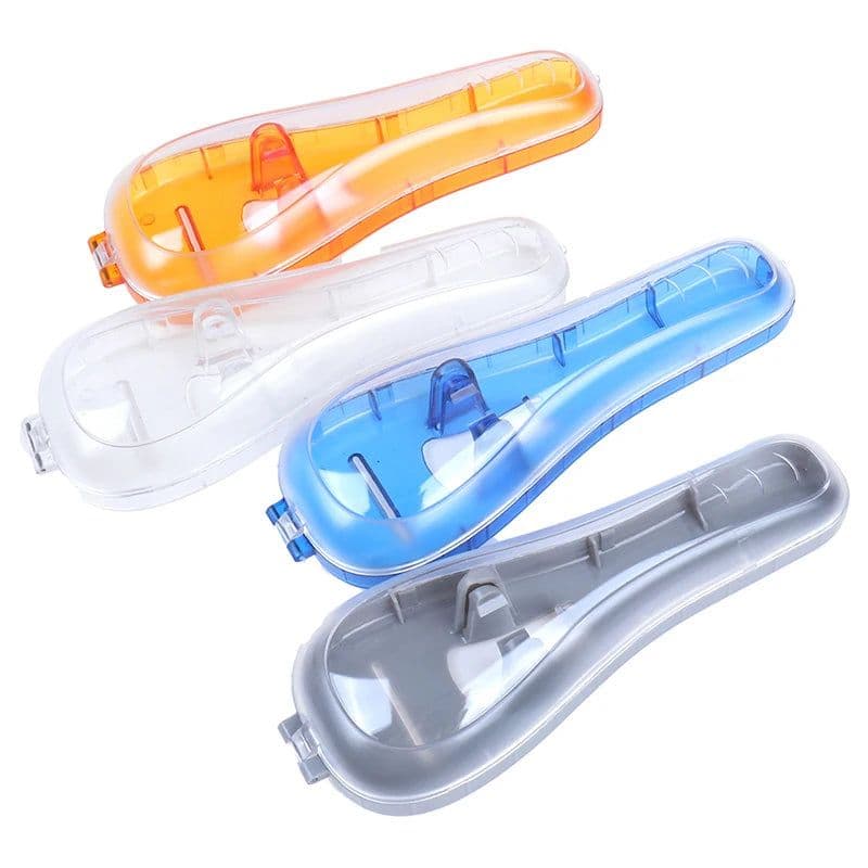 image-1 PCS Portable Men's Razor Blades Holder Box Portable Blue Travel Shaver Holder Box Case Shaving Machine