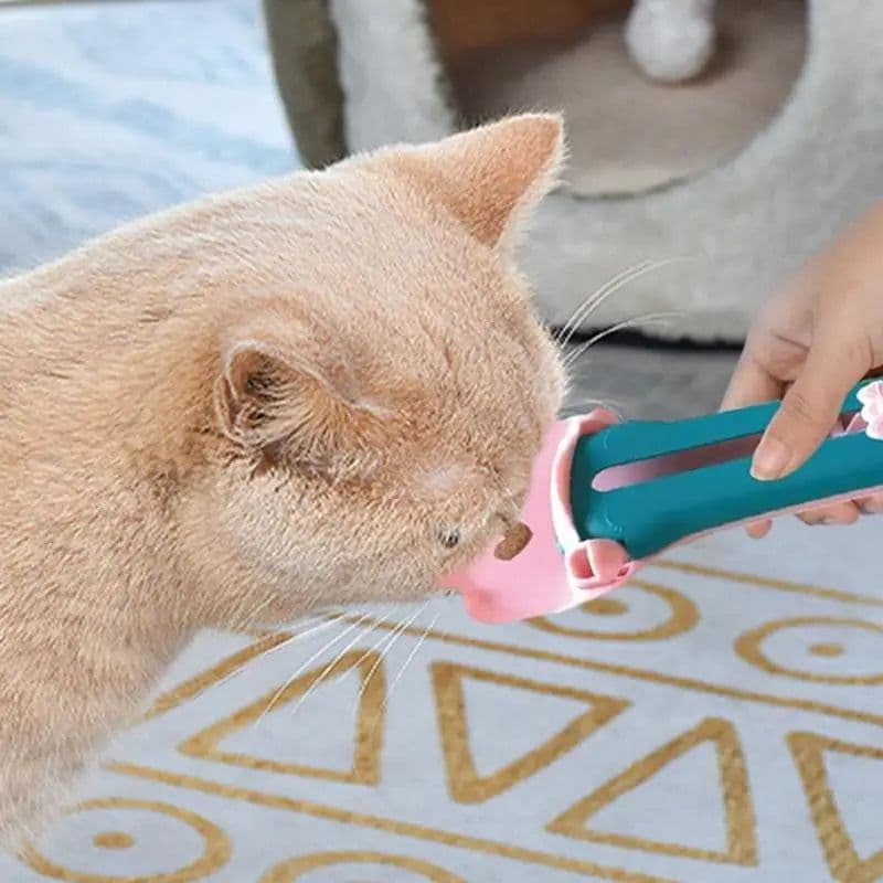 image-Pets Feed Spoon Cat Wet Treat Bars Squeezer Cereal Dispenser Puppy Kitten Snack Liquid Food Scoop Wet Treat Accessories Supplies