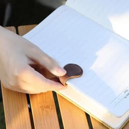 image-Leather Magnetic Bookmarks Strong Adsorption Vintage Motivational Text Book Marker Clip for Book Lover Readers School Supplies