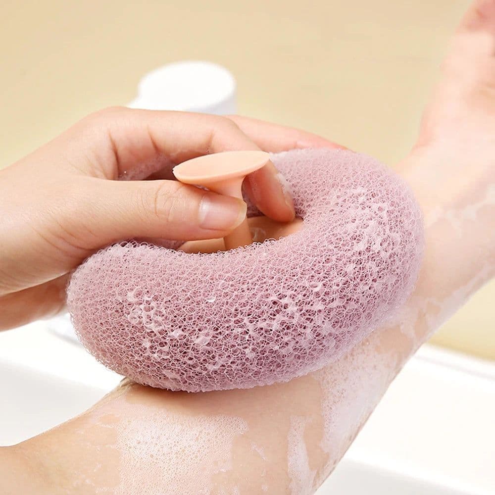 image-Round Soft Mesh Handheld Bath Sponge Balls Cleaning Brush Shower Body Cleaner Exfoliat Scrubbers Bath Ball Bathroom Accessories