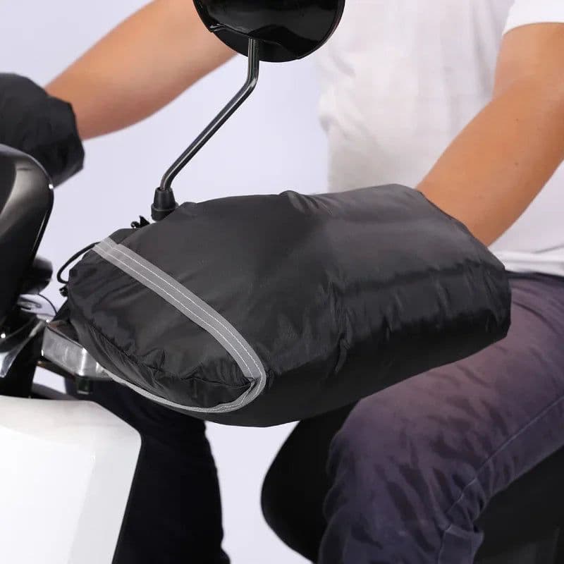 image-Waterproof Motorcycle Handlebar Gloves Winter Hand Protector Windproof Liner Warm Motorbike Scooter Handle Cover Gloves 2pcs