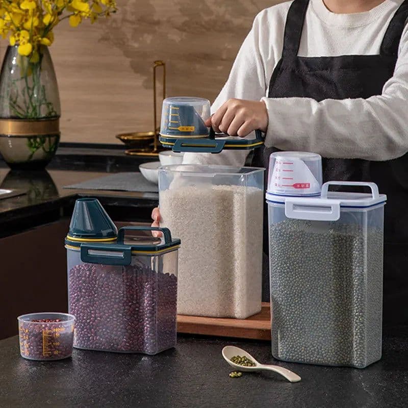 image-Dog Cat Food Pail Plastic Storage Tank with Measuring Cup Container Moisture-proof Sealed Jar Pet Supplies Accessories