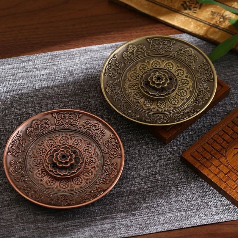 image-Retro Incense Holder Metal Dragon And Phoenix Lotus Incense Burners For Incense Sticks Cone Censer Plate Buddhism Home Decor