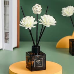 image-YXY 50ml Hilton Hotel Reed Diffuser Sets Jasmine Reed Diffuser Bottle with Plastic Flower Home Scents Aromatherapy Essential Oil
