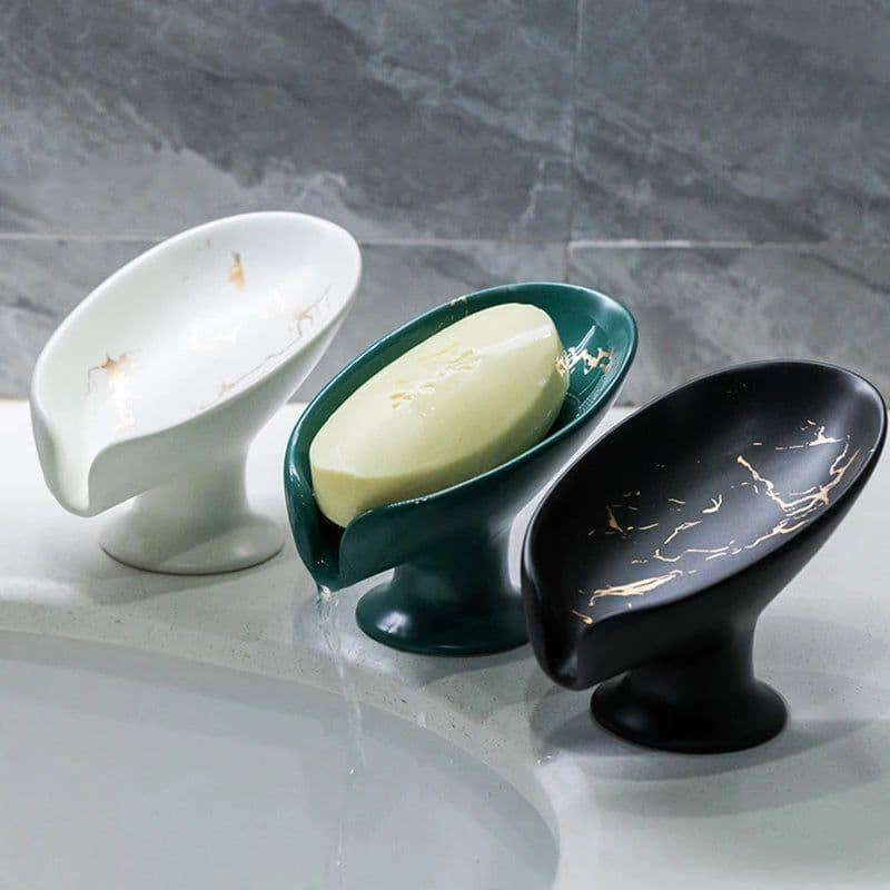 image-Ceramics Leaf Shape Soap Box Drain Soap Holder Box Luxury Bathroom Accessories Supplies Heart Shape Soap Dish Tray Gadgets
