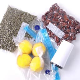 image-Reusable Vacuum Food Storage Zipper Bags Set Electric Handheld Vacuum Sealer Pump Sous Vide Bags USB Rechargeable BPA Free