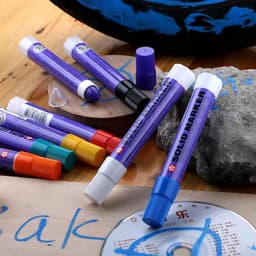 image-8Pcs Japan Sakura Solid Marker Industrial Pen XSC Dry Can Write on Steel Plate Water Oil Surface Multi-function Pen Permanent
