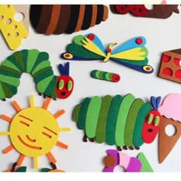 image-Hungry Caterpillar Performance Props Felt Toys English Picture Books Teaching Aids Open Classes Children's Gift Triangle Toy