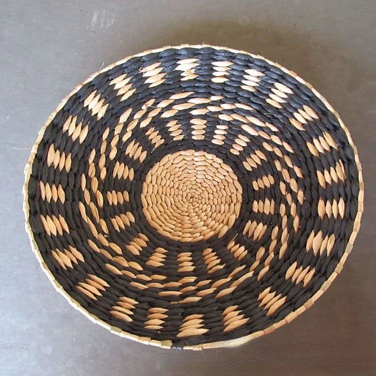 image-Creative Combination Wall Decoration Rattan Grass Weaving Straw Plate for Home Decor Livingroom Bedroom Background Decoration