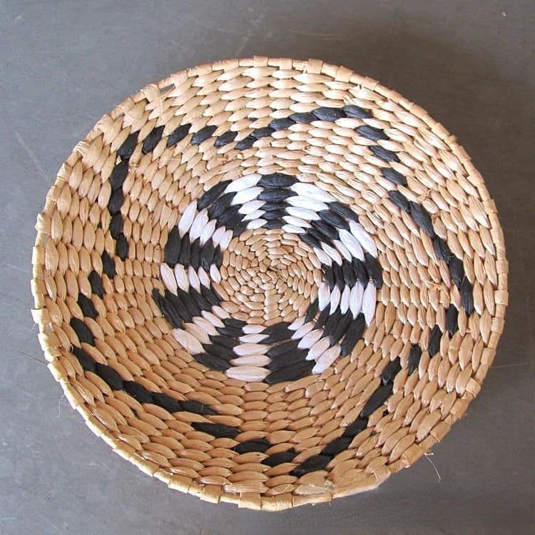 image-Creative Combination Wall Decoration Rattan Grass Weaving Straw Plate for Home Decor Livingroom Bedroom Background Decoration