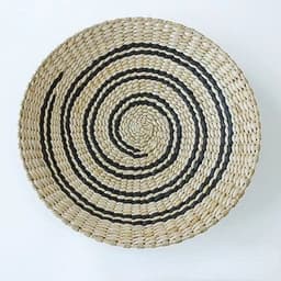 image-Creative Combination Wall Decoration Rattan Grass Weaving Straw Plate for Home Decor Livingroom Bedroom Background Decoration
