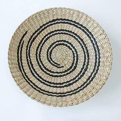 image-Creative Combination Wall Decoration Rattan Grass Weaving Straw Plate for Home Decor Livingroom Bedroom Background Decoration