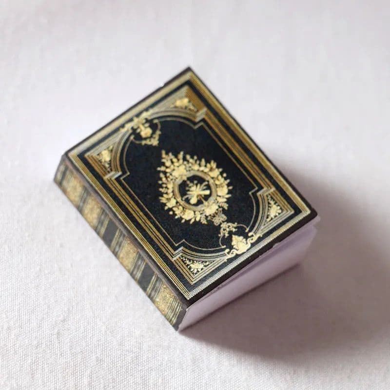 image-Mini Paper Books Boek Model Toys For Barbie Bjd Blythe Ob11 1/6 Miniature Dollhouse Furniture Decor Dolls Accessories Kids
