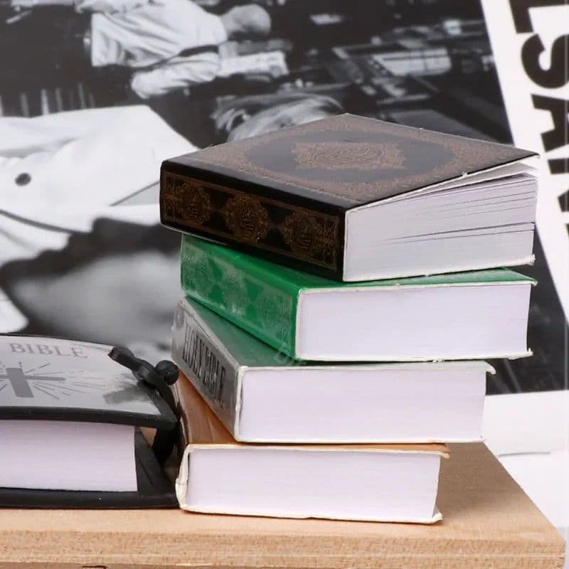 image-Mini Paper Books Boek Model Toys For Barbie Bjd Blythe Ob11 1/6 Miniature Dollhouse Furniture Decor Dolls Accessories Kids