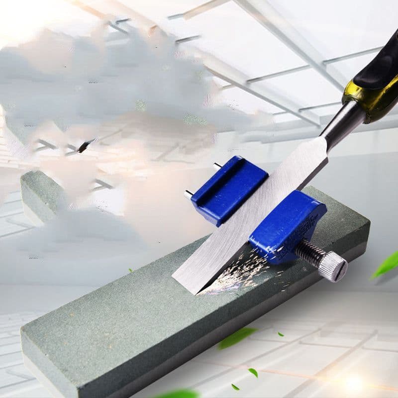 image-Woodworking manual sharpener