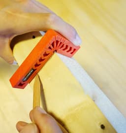 image-VOGVIGO 90 Degree Positioning Square Plastic Clamping Square Right Angle Clamp Woodworking Carpenter Tool Table Safe Accessories