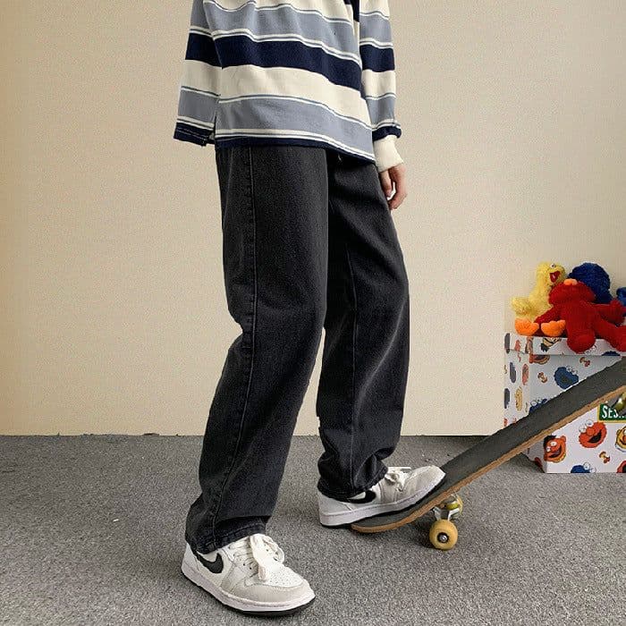image-Men's Straight Jeans Spring Summer Loose Fit Black