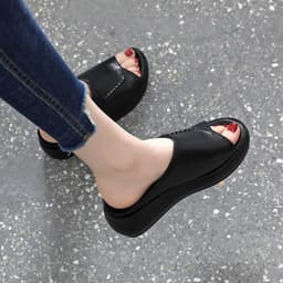 image-Women's Soft Leather Fish Mouth Slippers