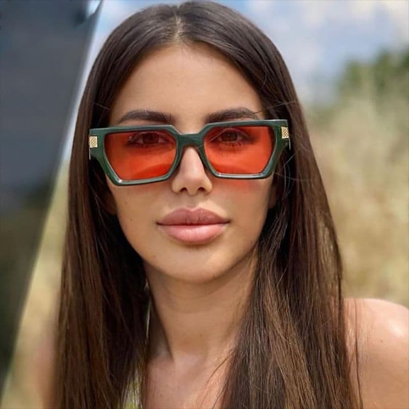 image-Retro Square Sunglasses UV400 Black Frame