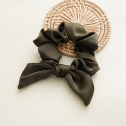 image-Simple Bow Tie Hair Tie Elastic Fabric