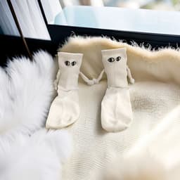 image-Couple Magnetic Holding Hands Socks