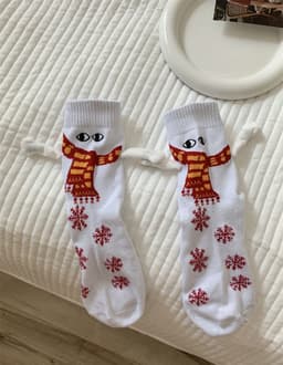 image-Cross-Border Hand-Holding Magnetic Socks for Women